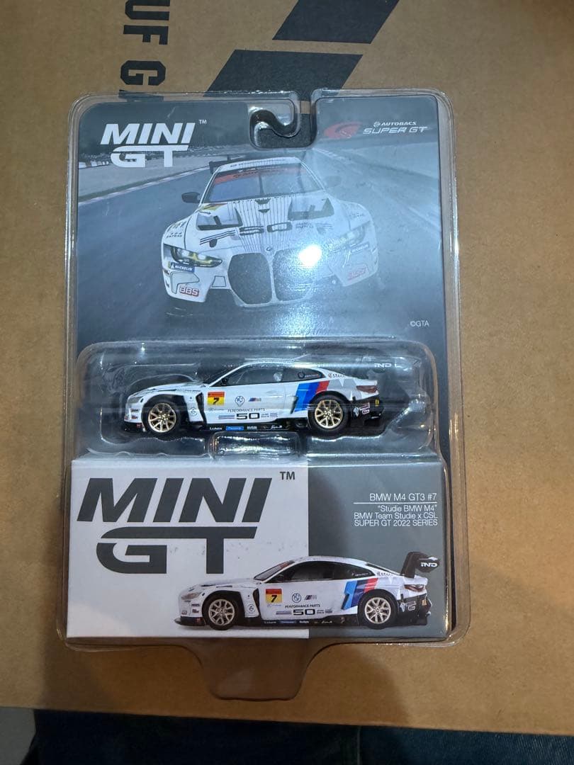 ミニカー MINI GT Studie  M4