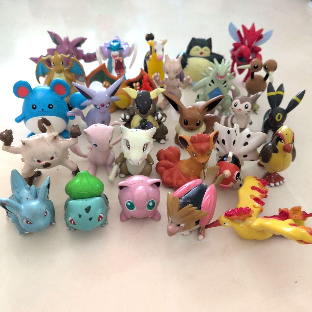 モンコレ初期フィギュア32体セット 任天堂ポケモン（最後のページに5体追加）