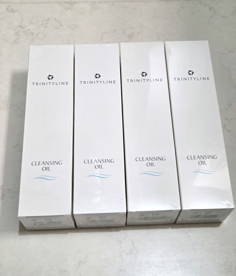 トリニティーライン　クレンジングオイル　メイク落とし　150ml　4本