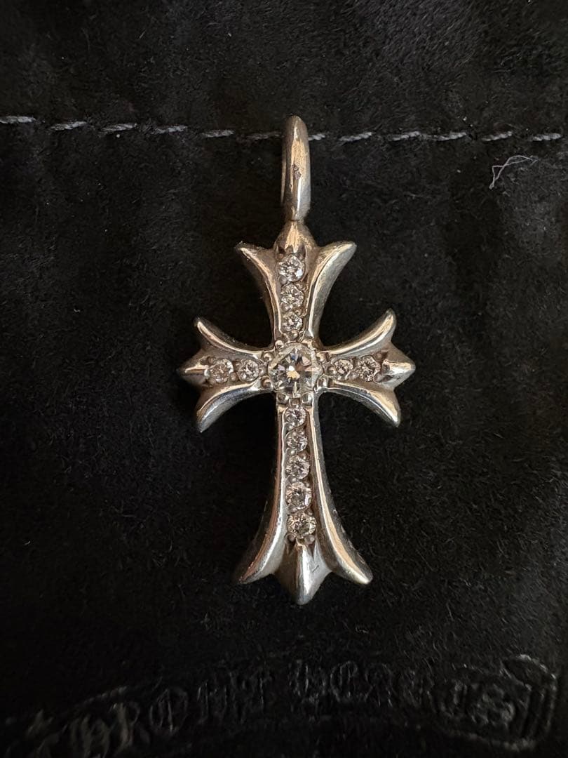 クロムハーツ/タイニーファットクロス PAVEダイヤ