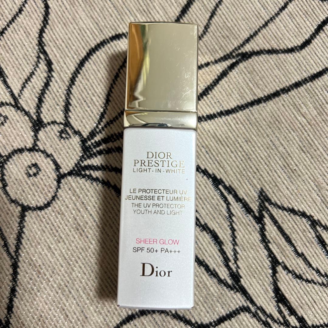 Dior Prestige Light-In-White 30ml - メルカリ