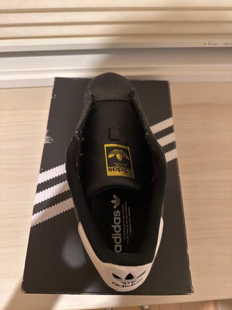 adidas Superstar 紐なし ブラック/ホワイト 27.0cm