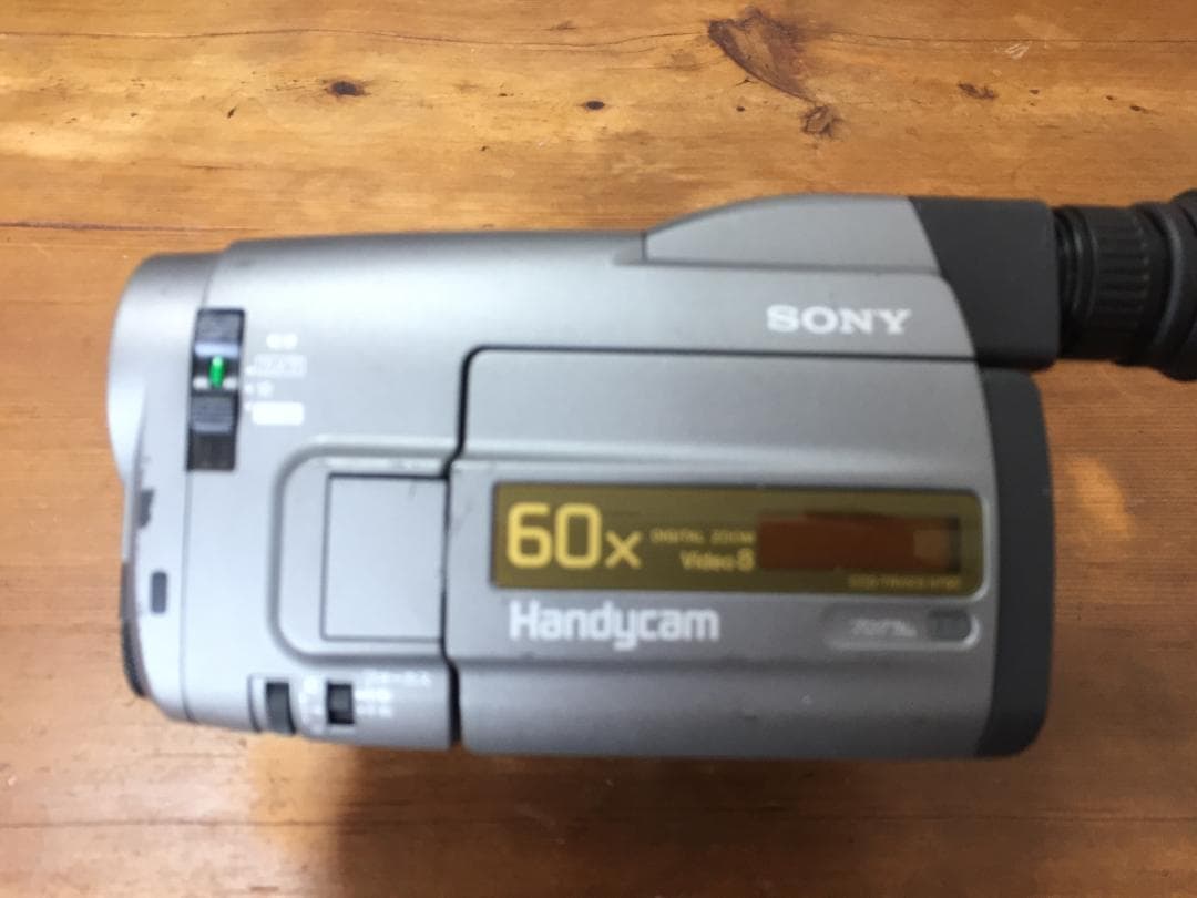 撮影再生ダビングOK SONY CCD-TRV513 付属品有 Video8
