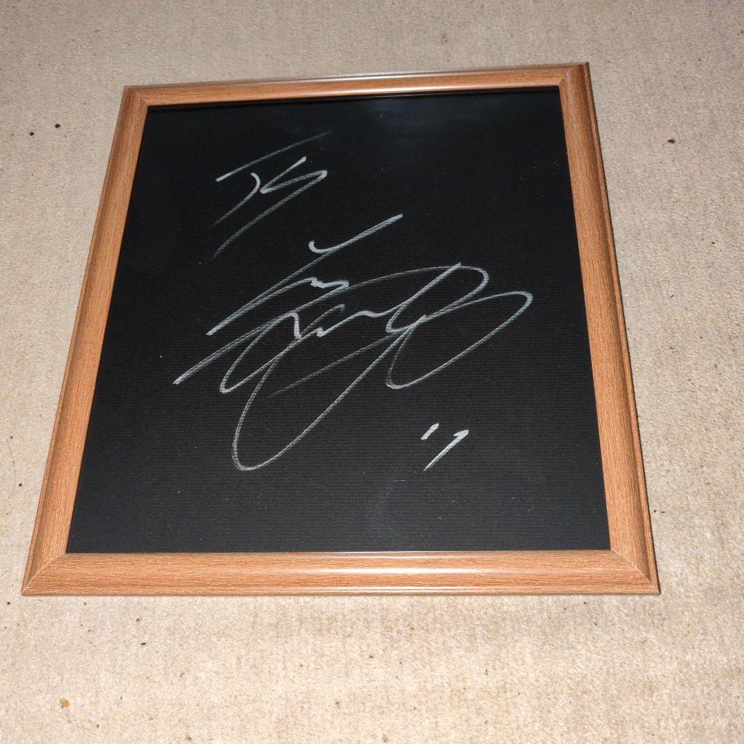 大谷翔平選手！直筆サイン色紙ブラック✕シルバー 額縁付き‼️ - メルカリ