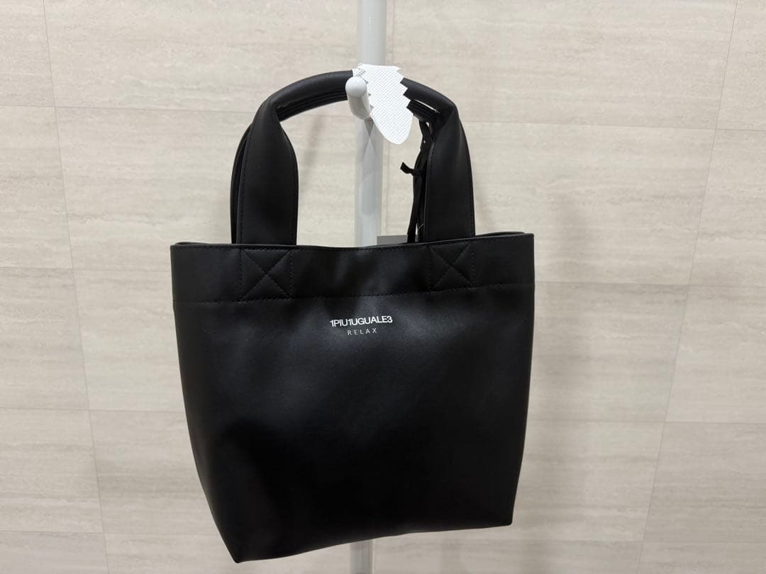 1PIU1UGUALE3RELAXサークルロゴハンドバッグトートバッグ