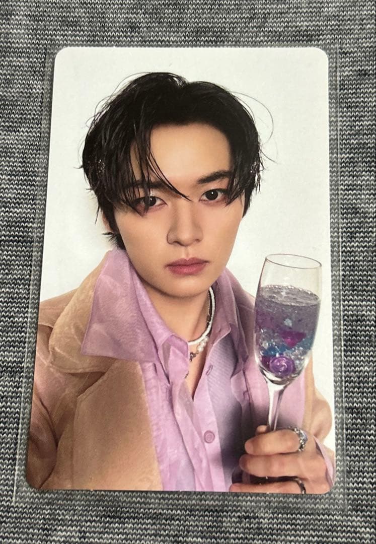 straykids スキズ リノ Hollow 初回生産限定盤B トレカ - メルカリ