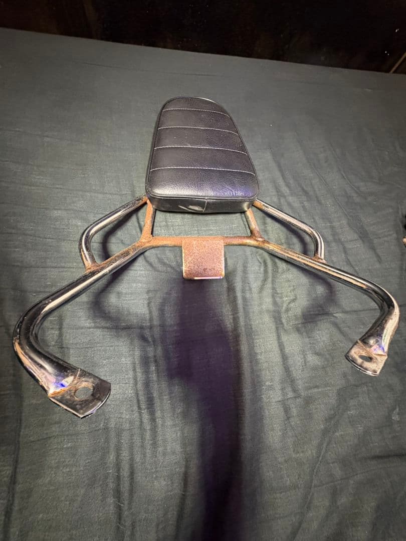 アドレスv125 キジマ　バックレスト　最終値下げ　送料込み