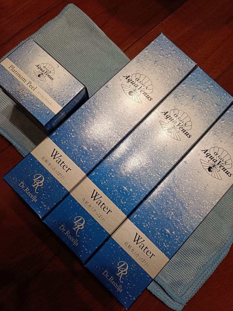 Dr.Recella 化粧水150ml３本&ピーリングジェル40g１個