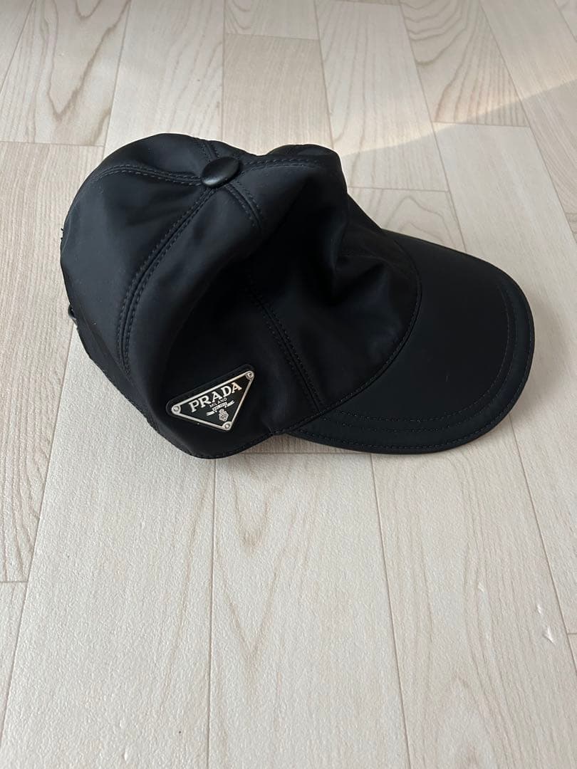 PRADA ブラック ベースボールキャップ S/M - メルカリ