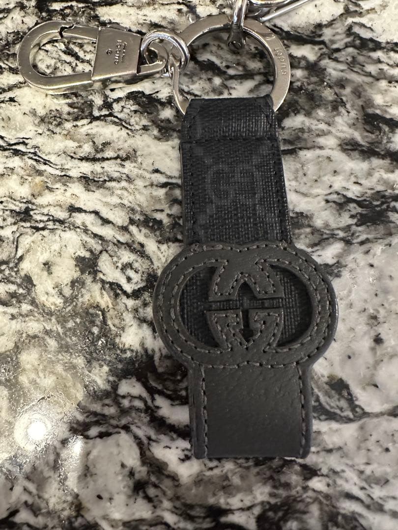 グッチ インターロッキングG キーフック 701432 K9GSN 1151