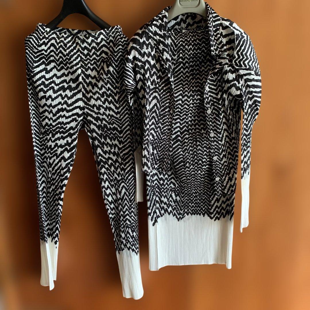 PLEATS PLEASE モノクロ　スカートパンツ3点セットアップ