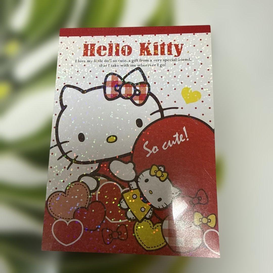 ハローキティHello Kitty メモ帳 100枚入りA6サイズ - メルカリ