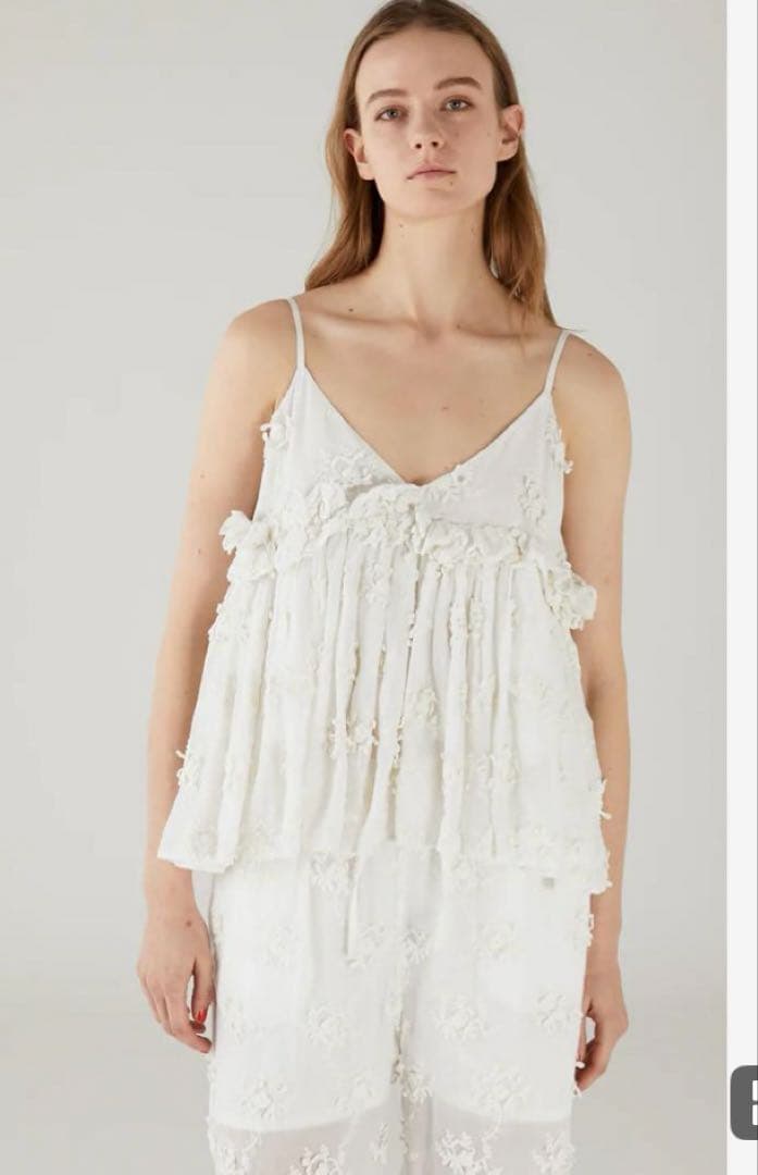 crinkle crinkle crinkle 3Dエンブロイダリー キャミソー