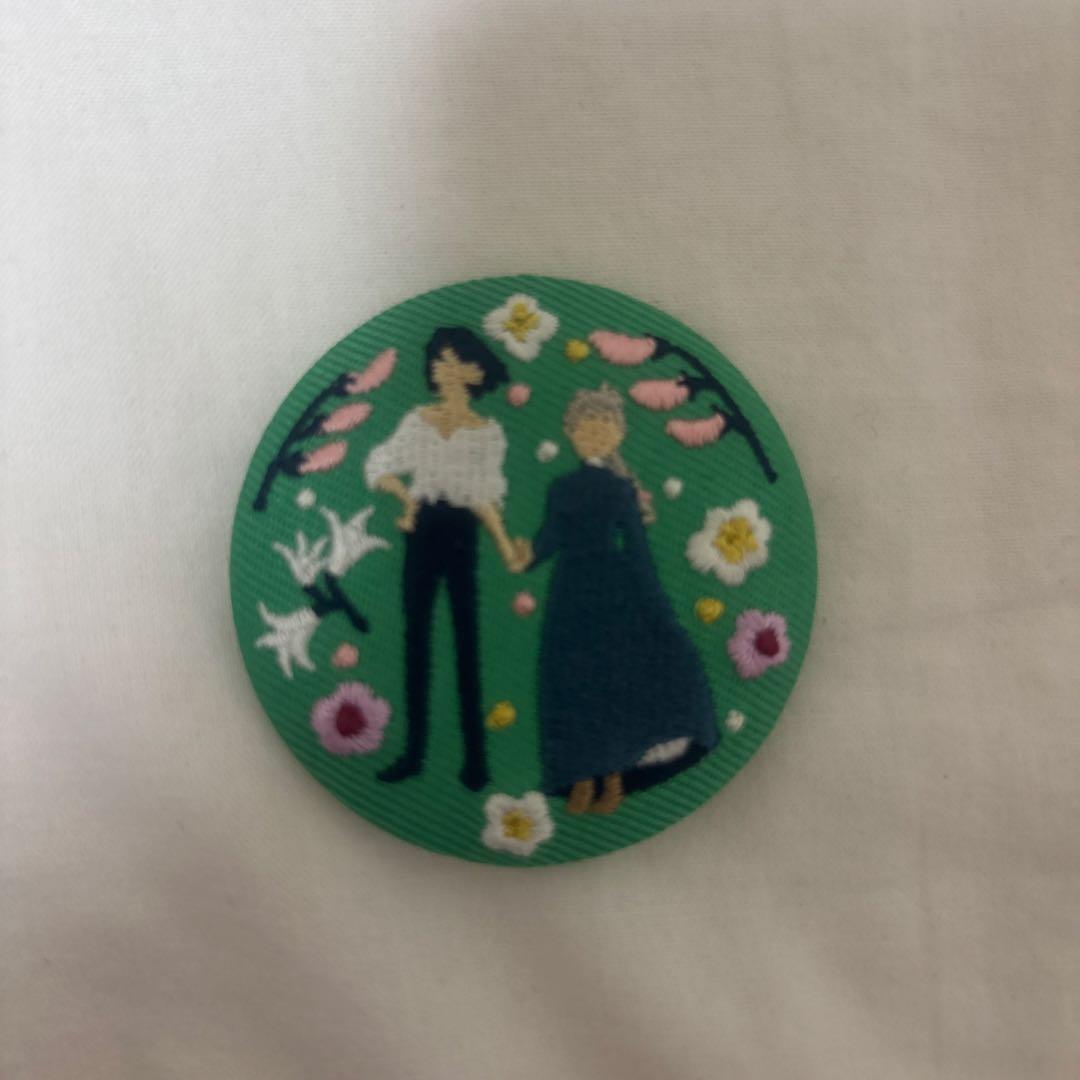 ハウルの動く城 刺繍ブローチ 刺繍缶バッジ ジブリ - メルカリ