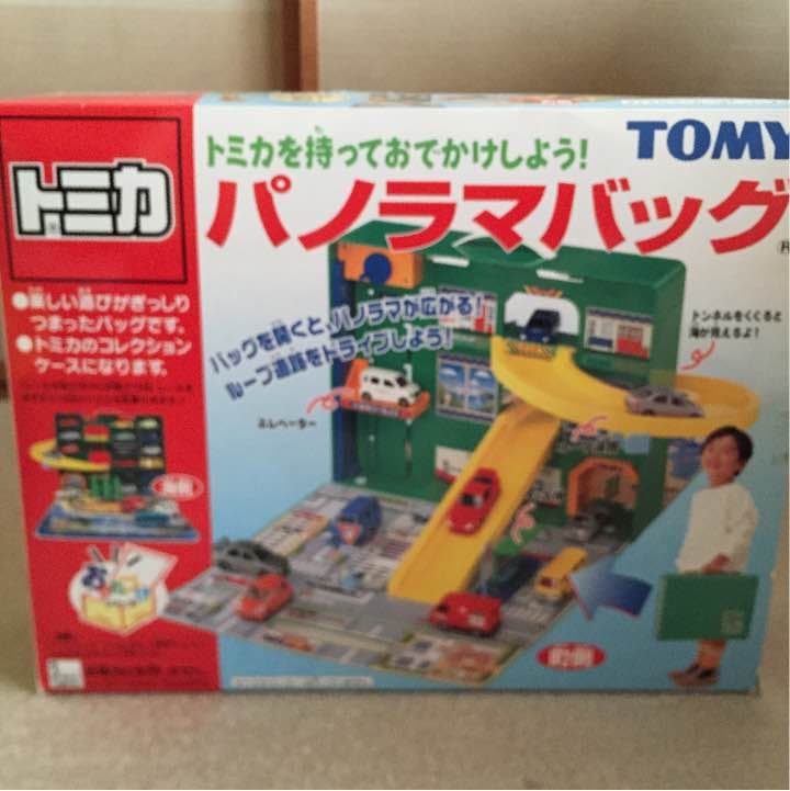 トミカ パノラマバック ミニカー付き