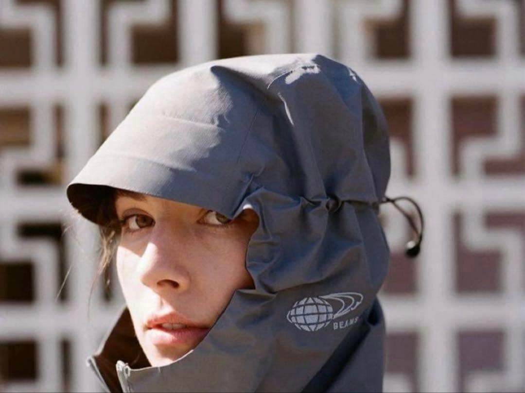 廃盤美品Arcteryx BEAMS 別注モデルベータ SL 希少カラー　グレー