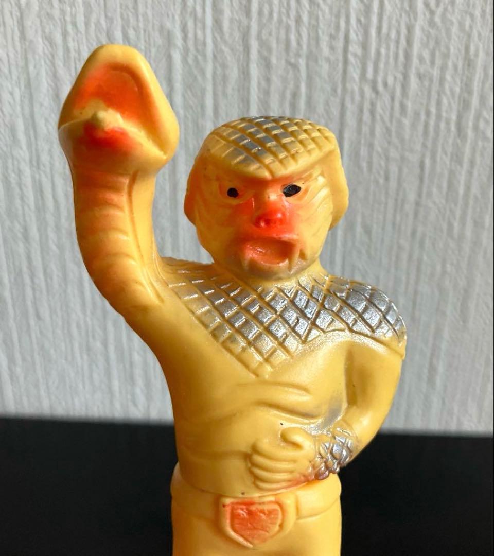 バンダイ　 仮面ライダー　コブラ男 ミニサイズ　ソフビ 公開当時品