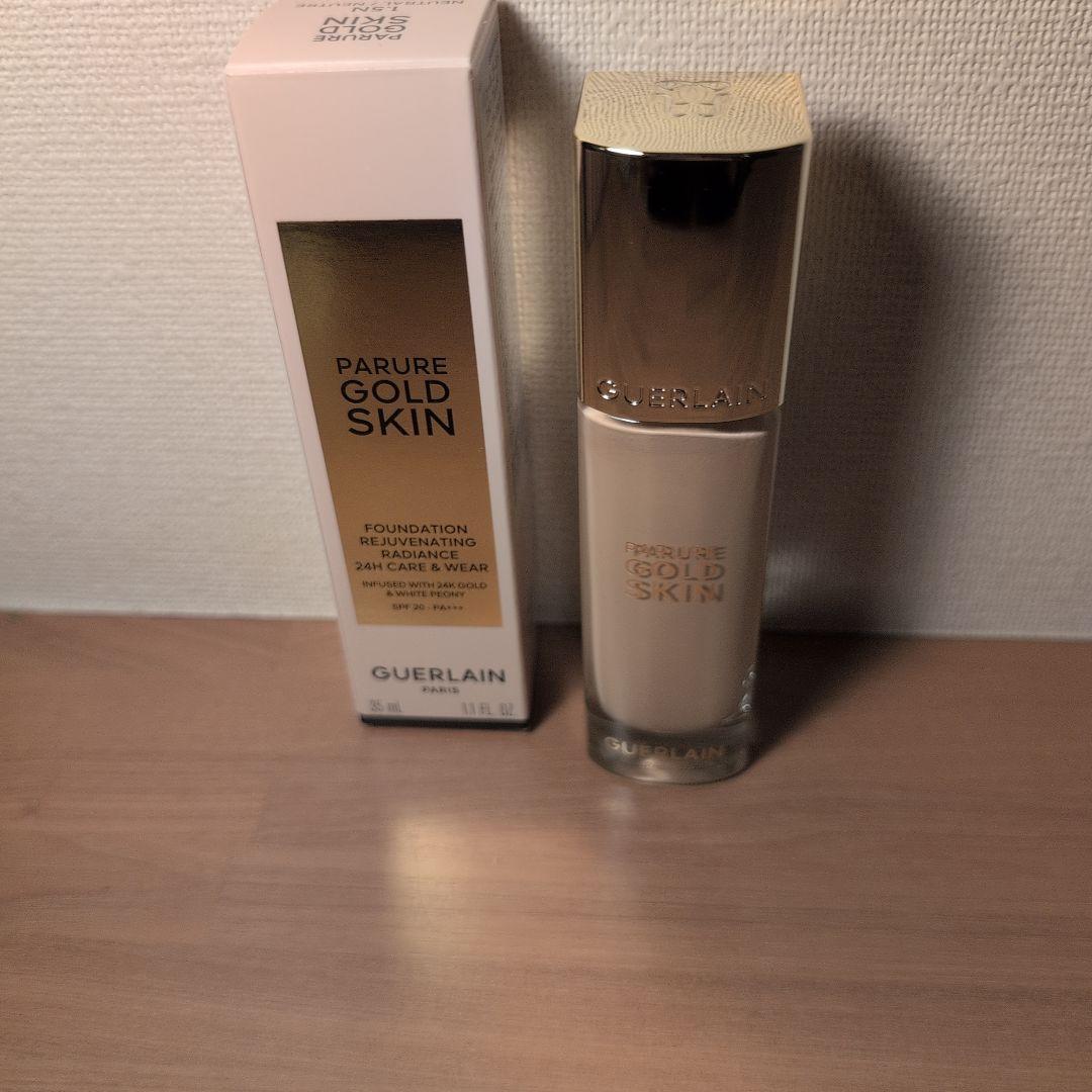 ゲラン　パリュールゴールドスキンフルイド　ファンデーション