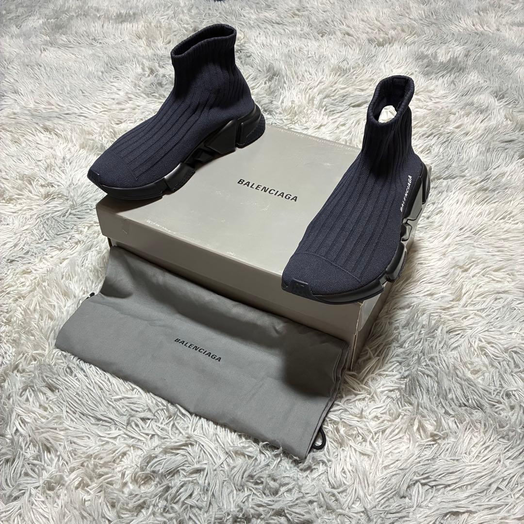 【ほぼ未使用】BALENCIAGAスピードトレーナー〈参考価格117,000円〉