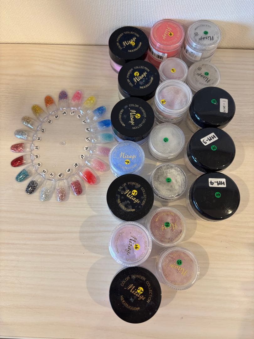 ミラージュ　アクリルパウダー　グリッター