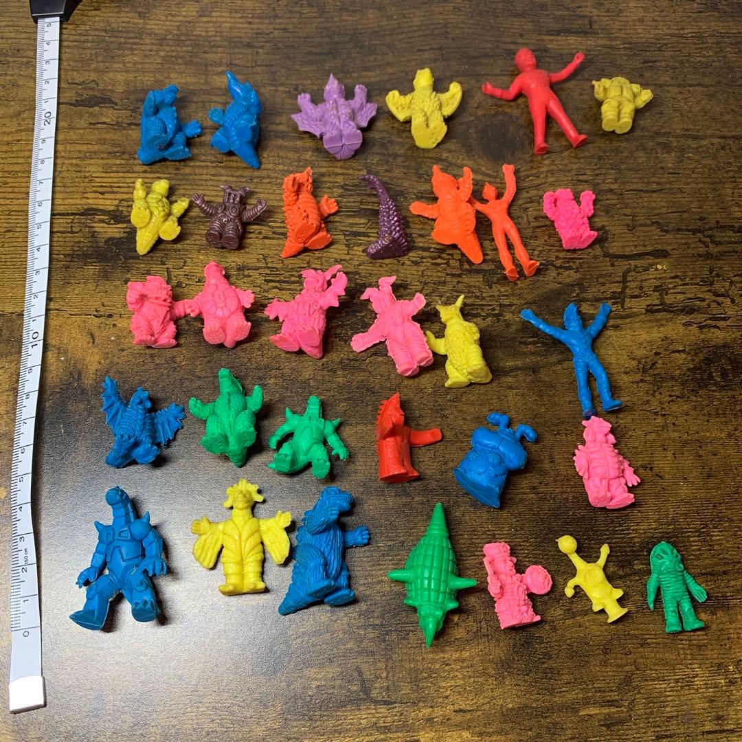 3F 【激レア・当時物】昭和レトロ ウルトラマン 怪獣消しゴム 豪華30点