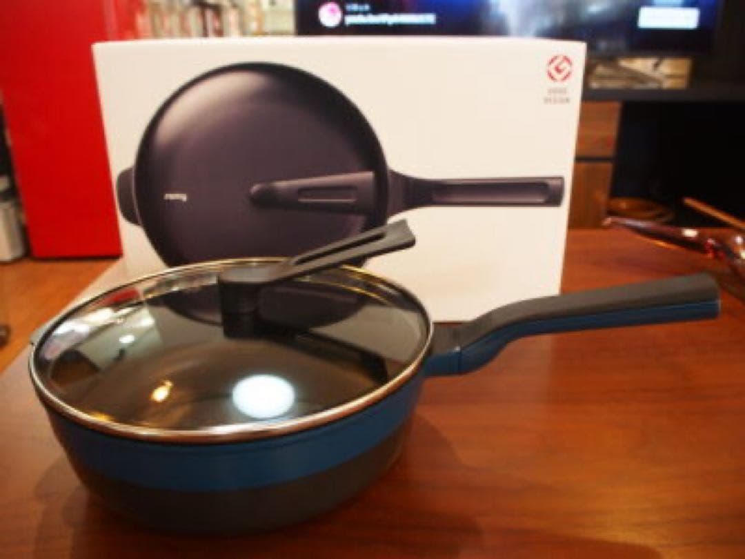 レミパンプラス　ネイビー新品