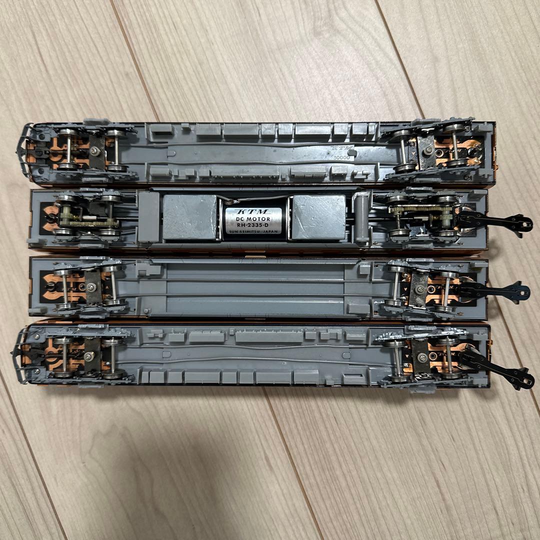 HOゲージ KATSUMI近鉄特急30000系ビスタカー 4輌固定編成 完成品