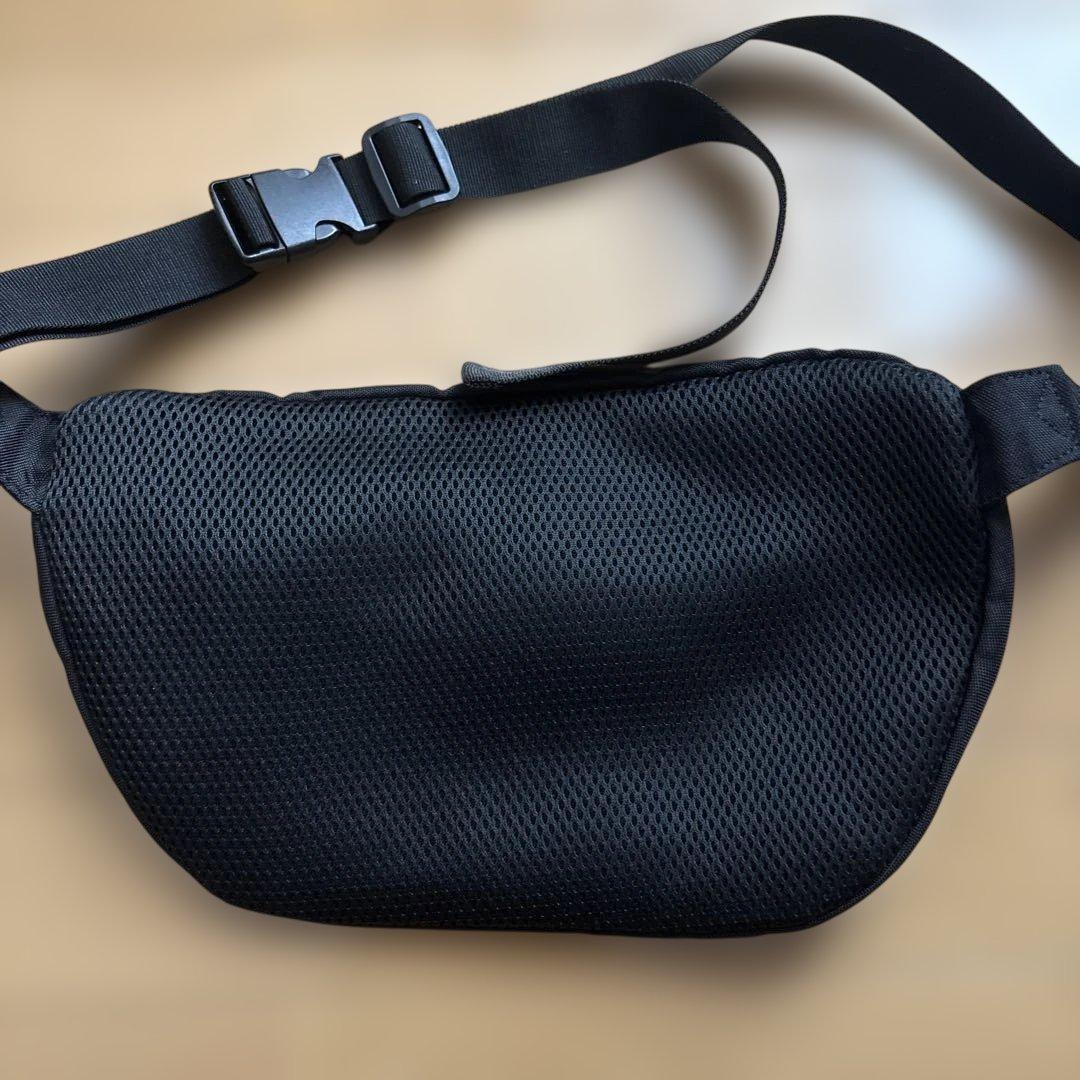 SUPER BEAVER ボディバッグ ウエストポーチ 黒 スーパービーバー