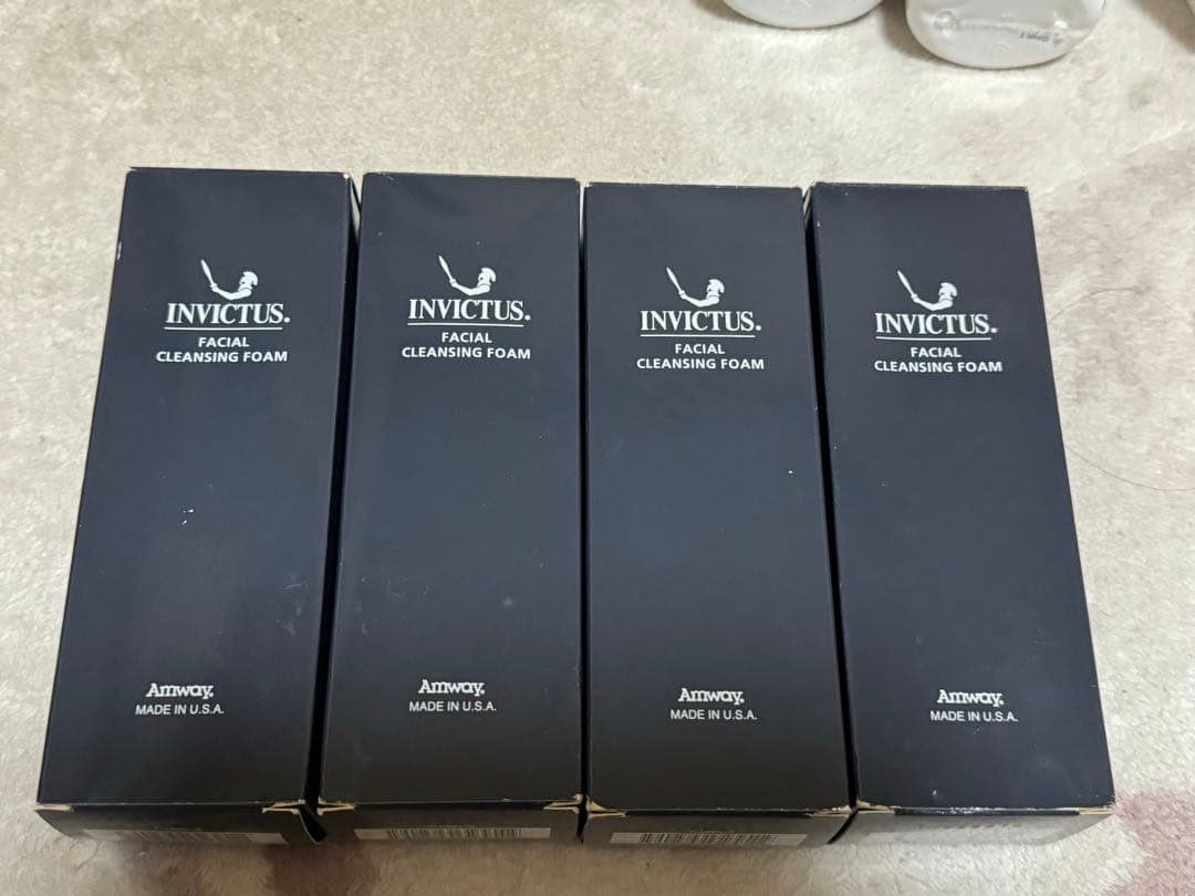 アムウェイ インヴィクタス フェイシャル クレンジングフォーム 4本