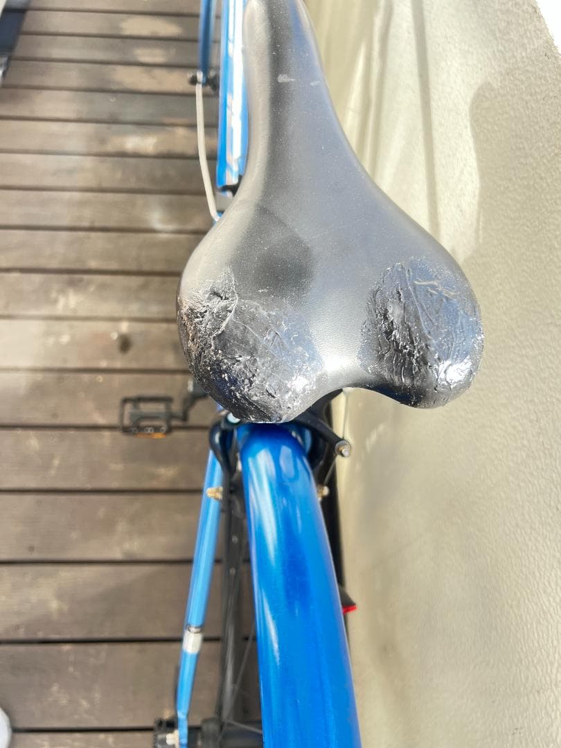 FORKS700Cクロスバイク シマノ18段変速(前3段×後6段) 引取専用