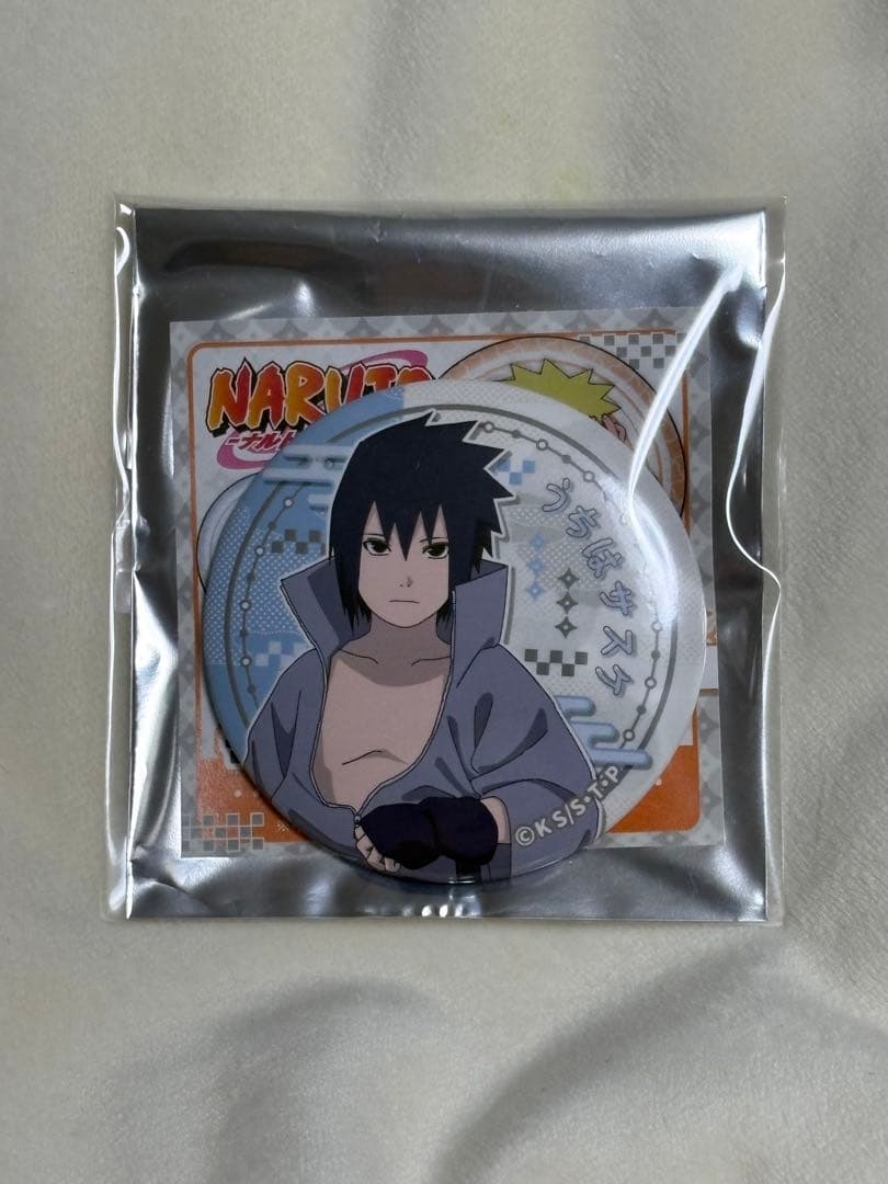 NARUTO うちはサスケ 缶バッジ - メルカリ