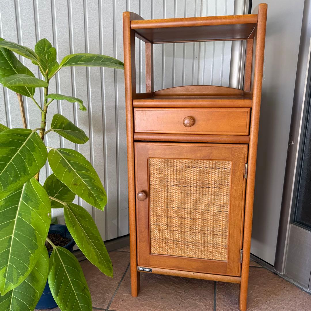 カリモク　ラタン　木製電話台・ファックス台 引き出し付き 鍵付き引き出しいっぱいFAX台 コンセント付 天然木 ファミリー・ライフ
