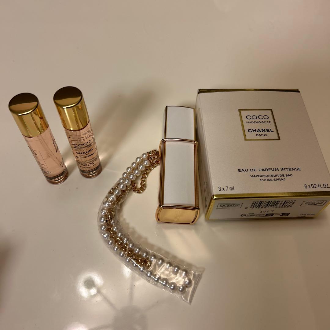 シャネル　パーススプレイ