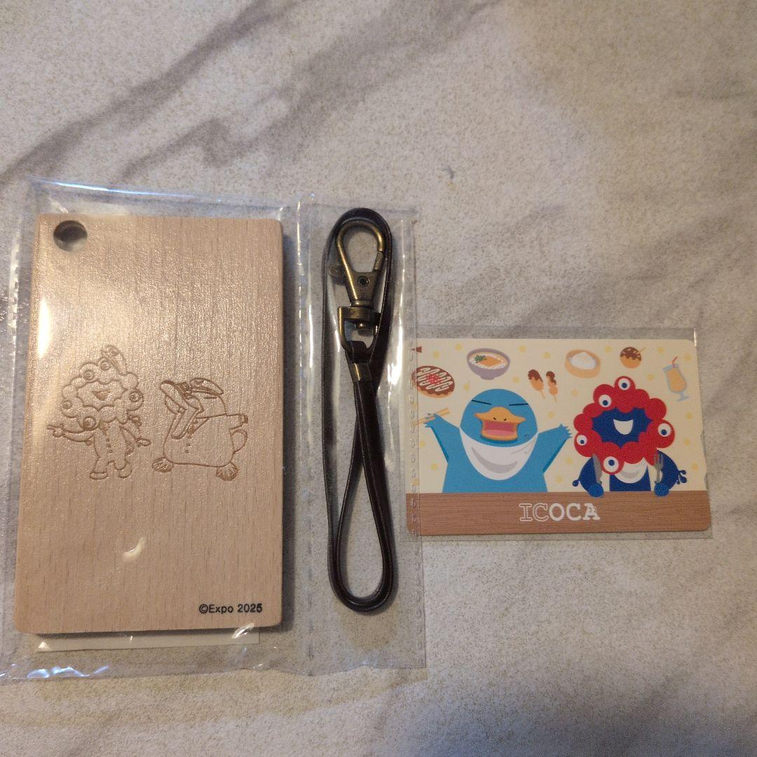 万博限定　ICOCA　ミャクミャク　 木製キーホルダー 　EXPO2025