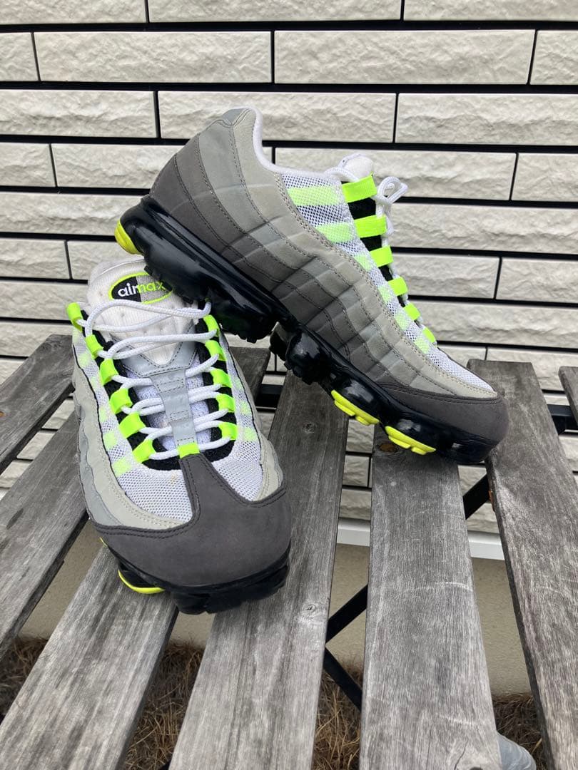 ロペス！NIKEナイキヴェイパーマックスエアマックス95レトロイエロー