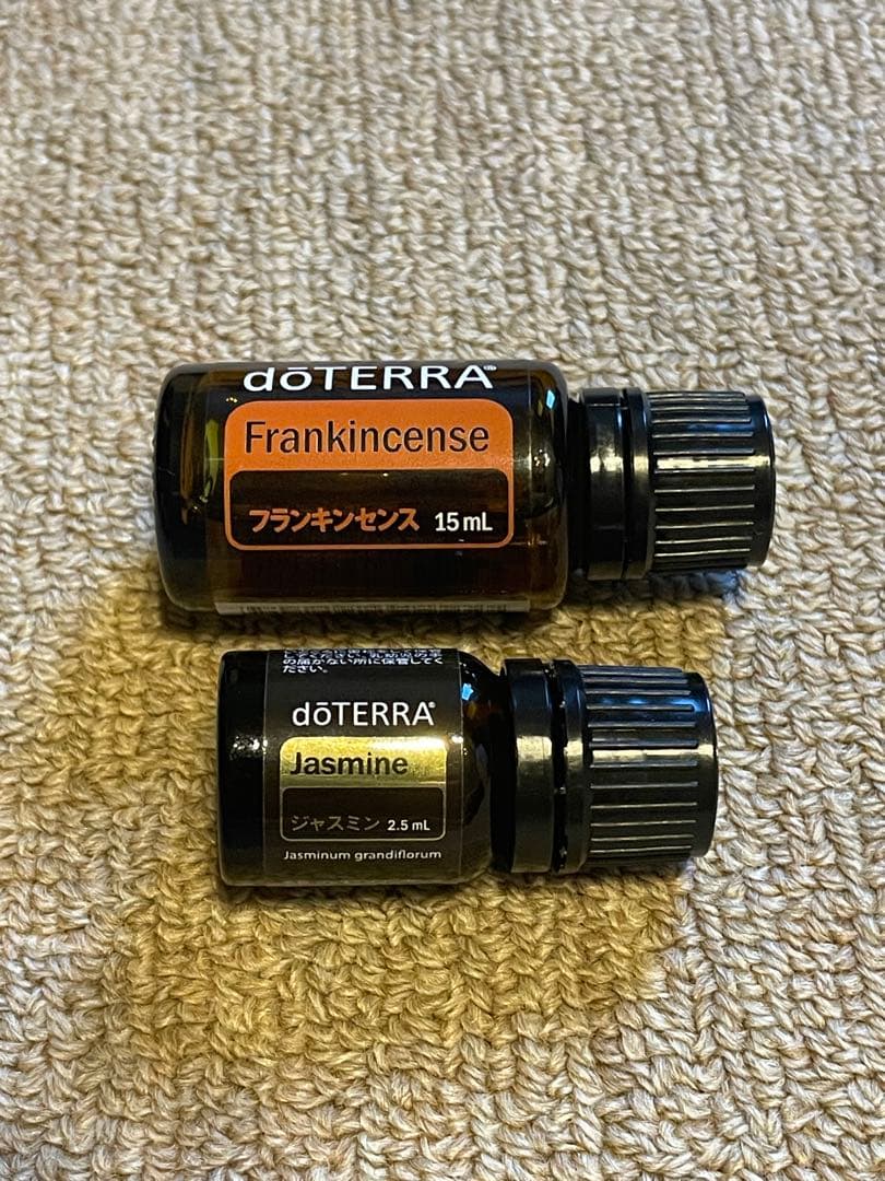 ドテラ　フランキンセンス、ジャスミン　セット販売