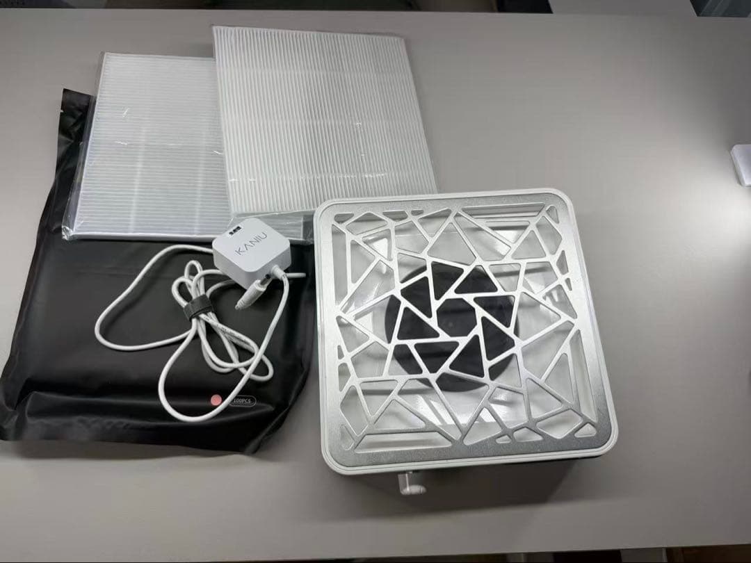 【大人気】ワイヤレス集塵機　ネイルダストコレクター