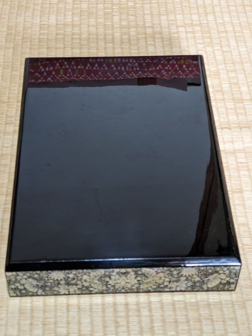 ♢木製 花唐草 蝶文様 極細密 螺鈿装飾細工 飾り箱 文箱 類