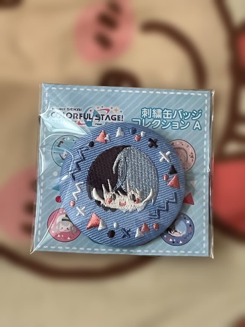 プロセカ 青柳冬弥 缶バッジ 刺繍 - メルカリ