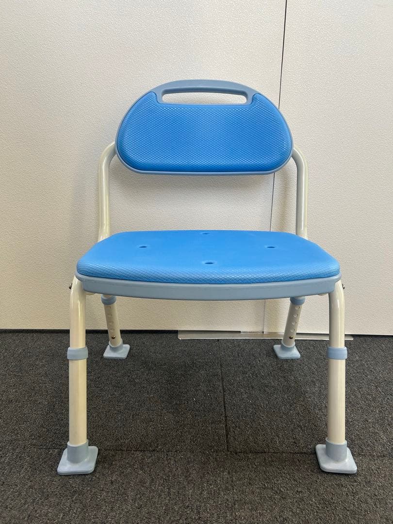 【未使用品】折りたたみシャワーチェア ソフテック背付ブルー 　お風呂用チェアー