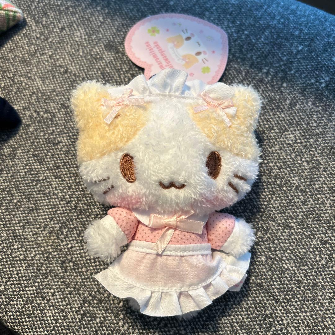 マシュマロみたいなふわふわにゃんこ カラビナ付きマスコット メイド