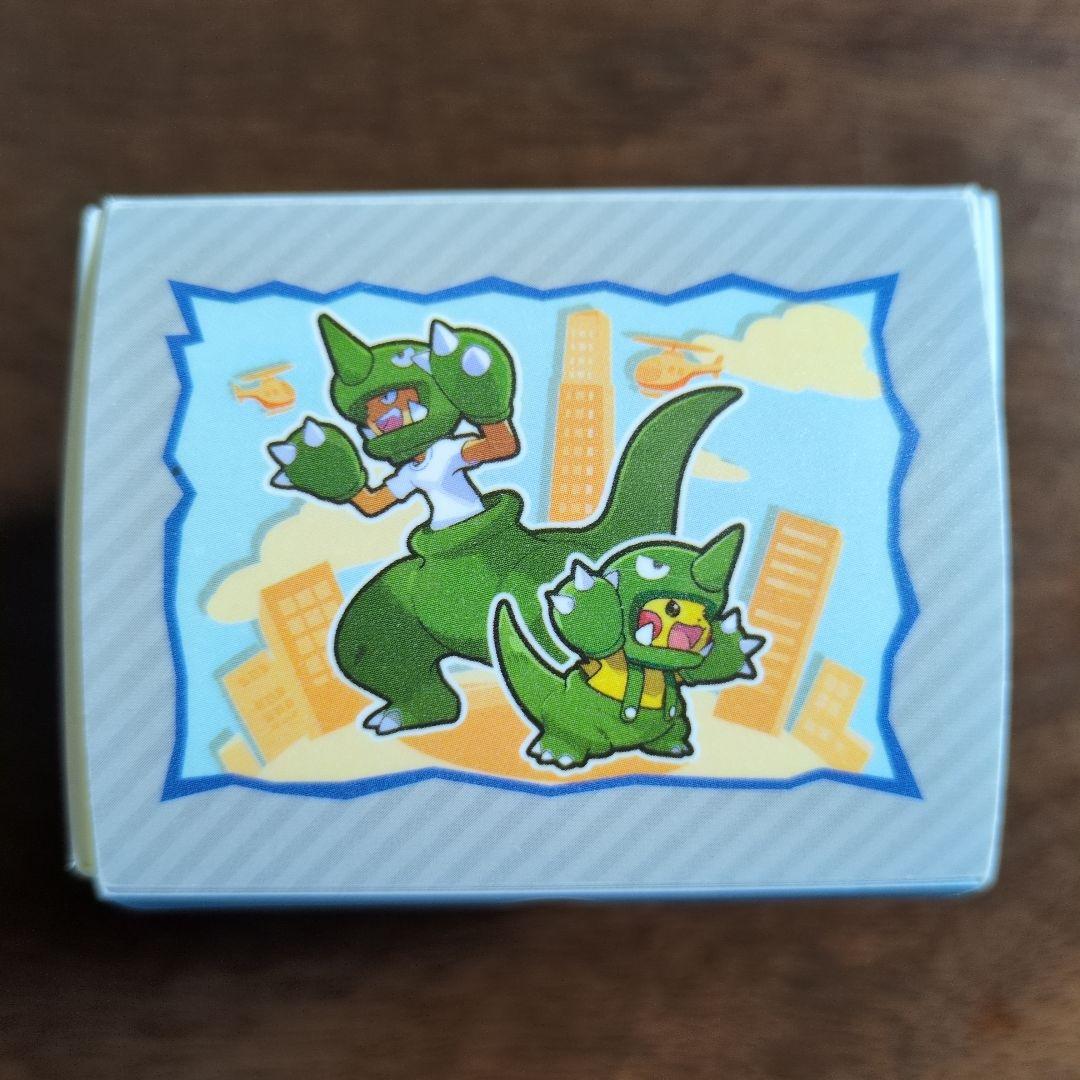 ポケカ かいじゅうマニア ピカチュウ デッキケース 怪獣 ポケセン
