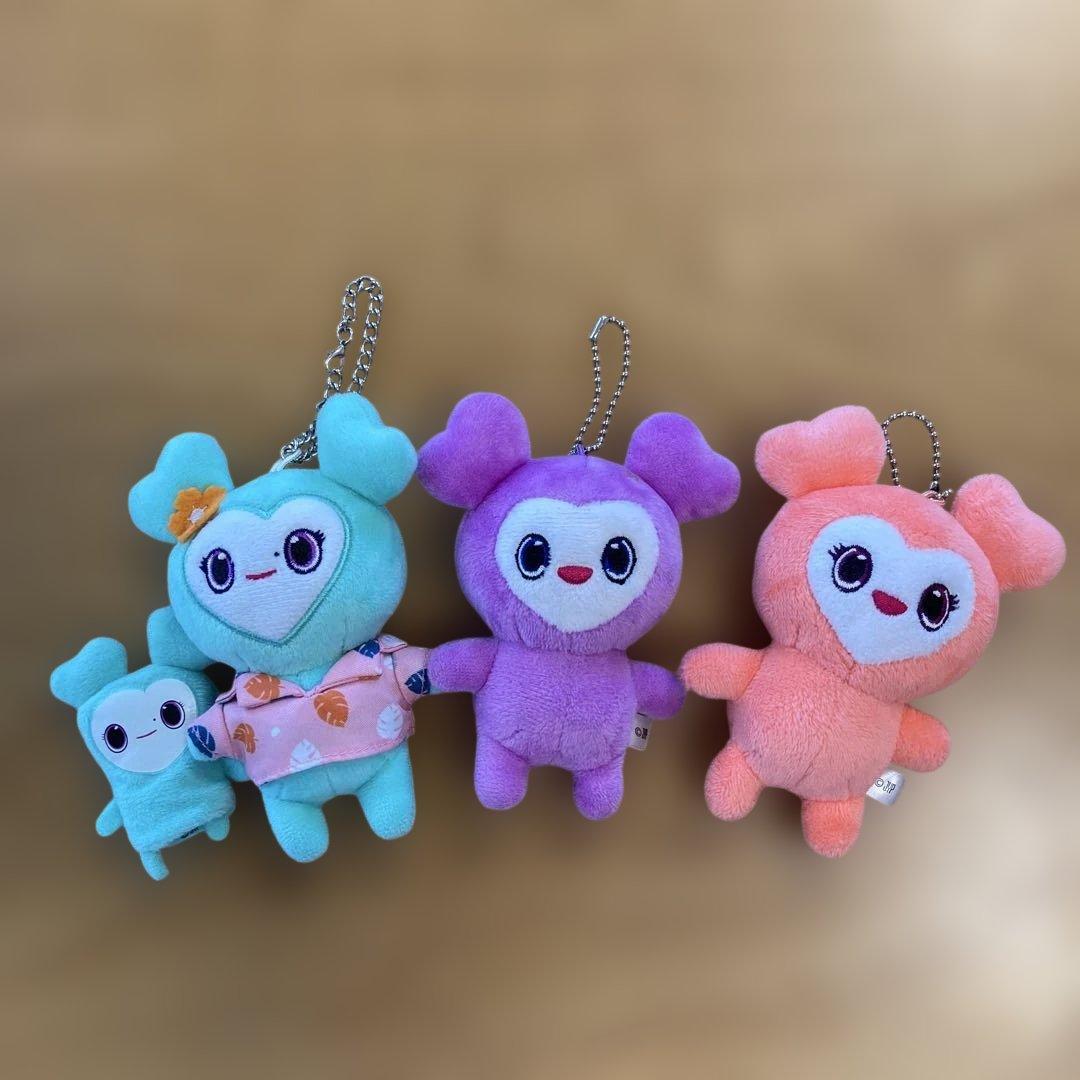 TWICE ラブリー 初代ラブリー&ポップアップミブリー&指人気 - メルカリ