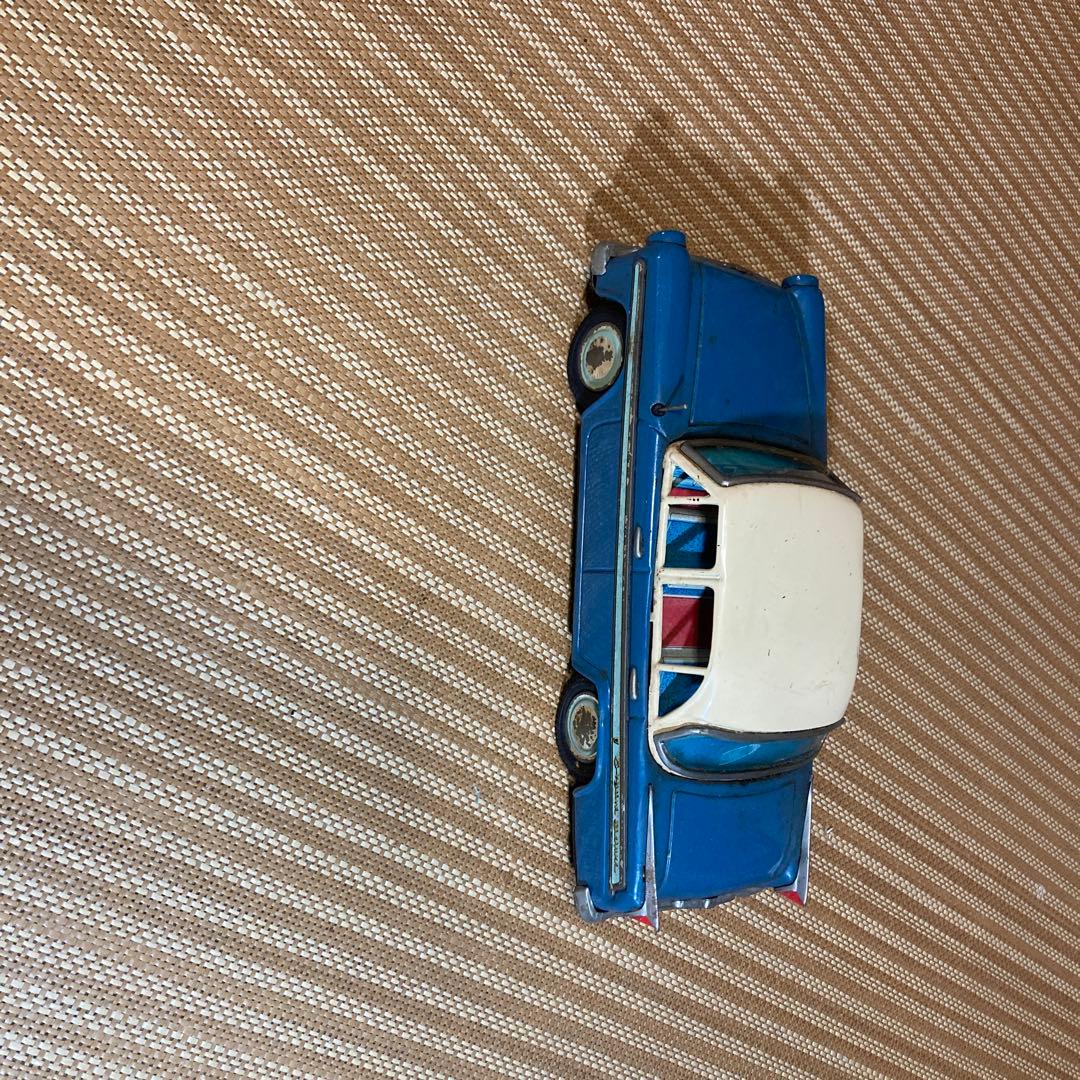 p*o様 世界の自動車シリーズ　プリンススカイライン