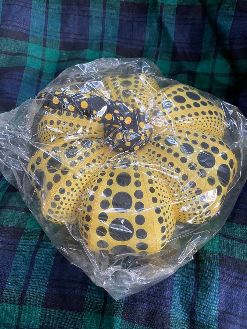 草間彌生　カボチャ　クッション　かぼちゃ　入手困難　レア