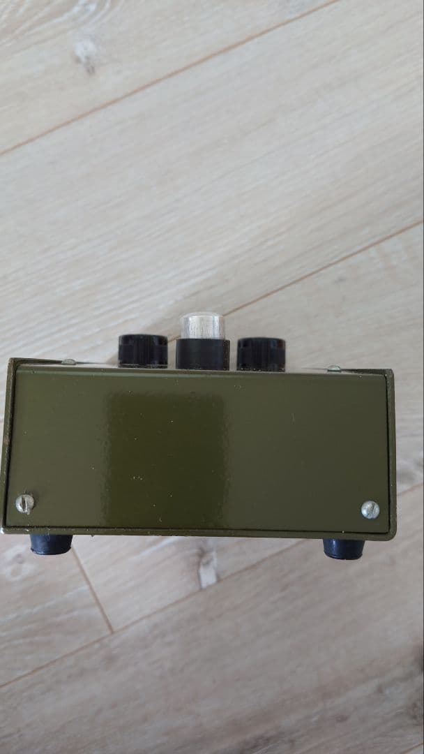 Big Muff π -Army Green Bubble font