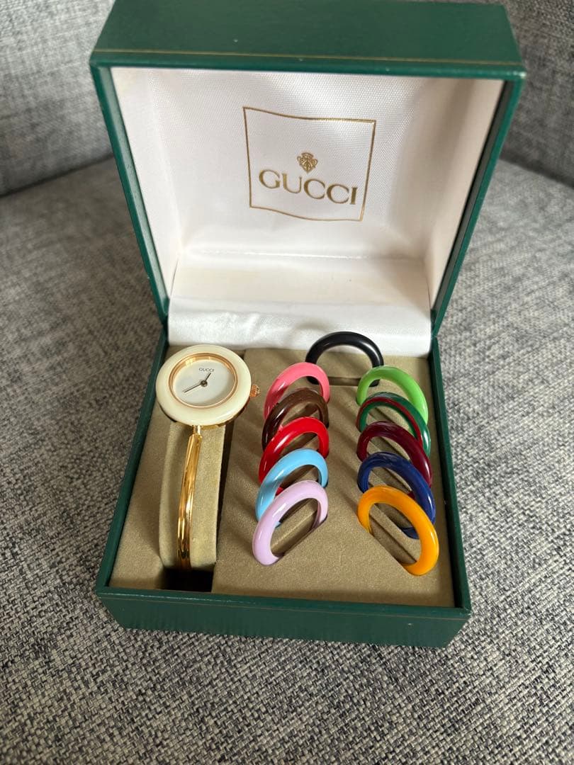 GUCCI チェンジベゼルウォッチ 1100