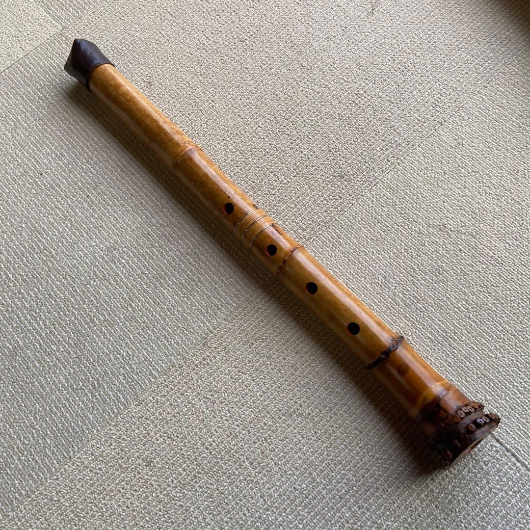 232尺八本体 一尺八寸管　露秋銘ニ印　唄口金巻き　名品