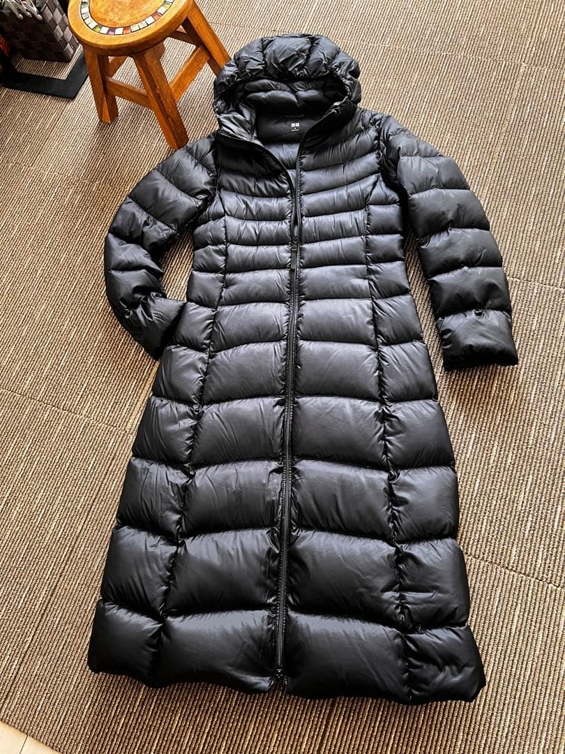 ユニクロ　ロングダウン　黒