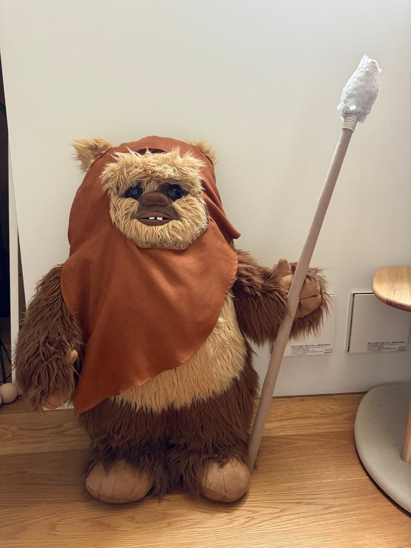イウォーク ウィケット スターウォーズ STARWARS等身大ぬいぐるみ説明必読 スターウォーズ/イウォーク族ライフサイズと1/2サイズウィケットとR2